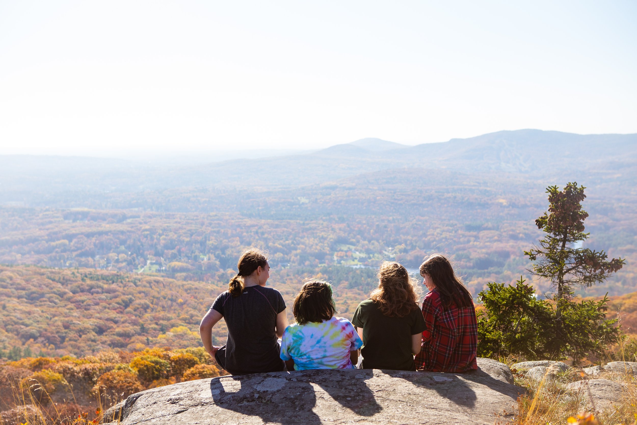 5 Ways Spending Time Outdoors Boosts Your Well-Being